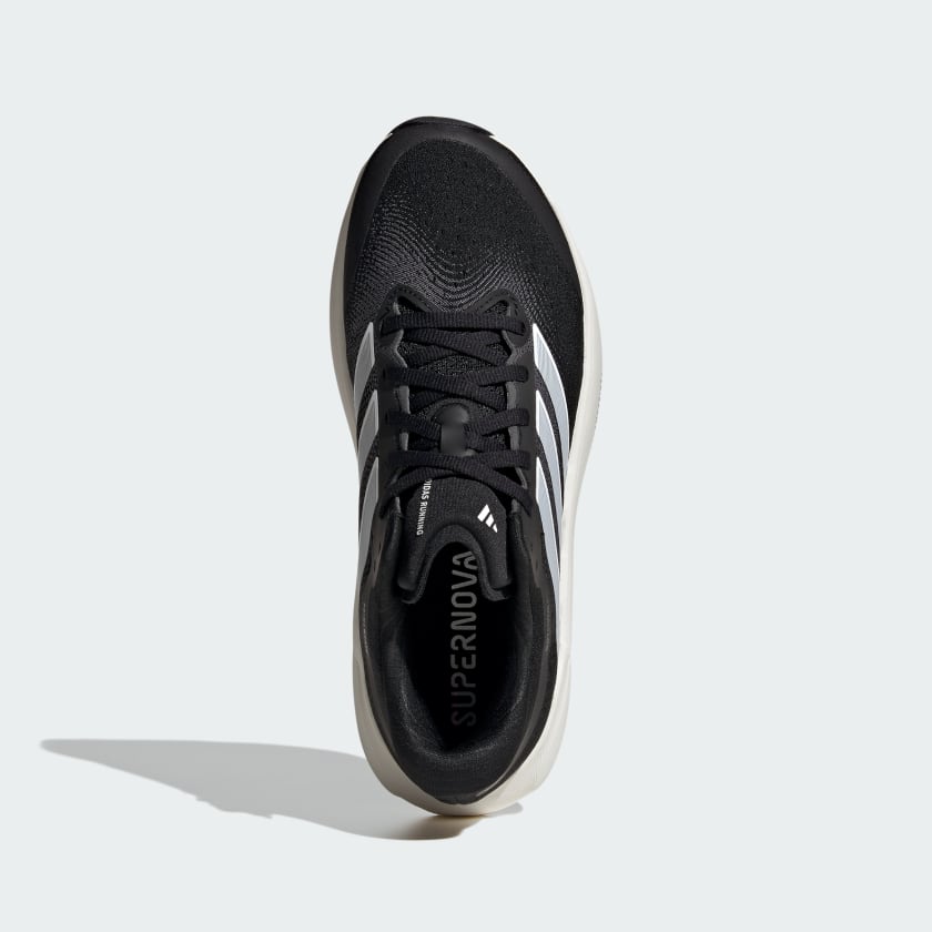 Core Black / Cloud White / Core Black-