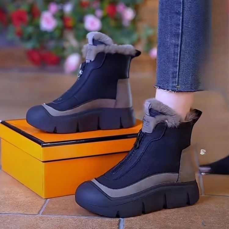 Women’s Lightweight Soft-Sole Short Boots – Stylish & Comfortable