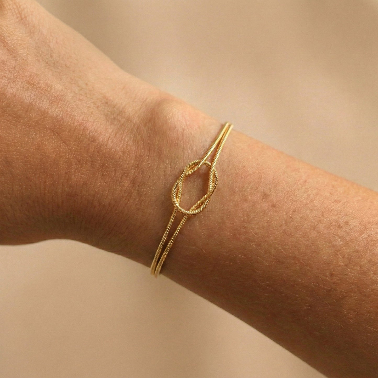 Mint & Lily Dainty Knot Bracelet
