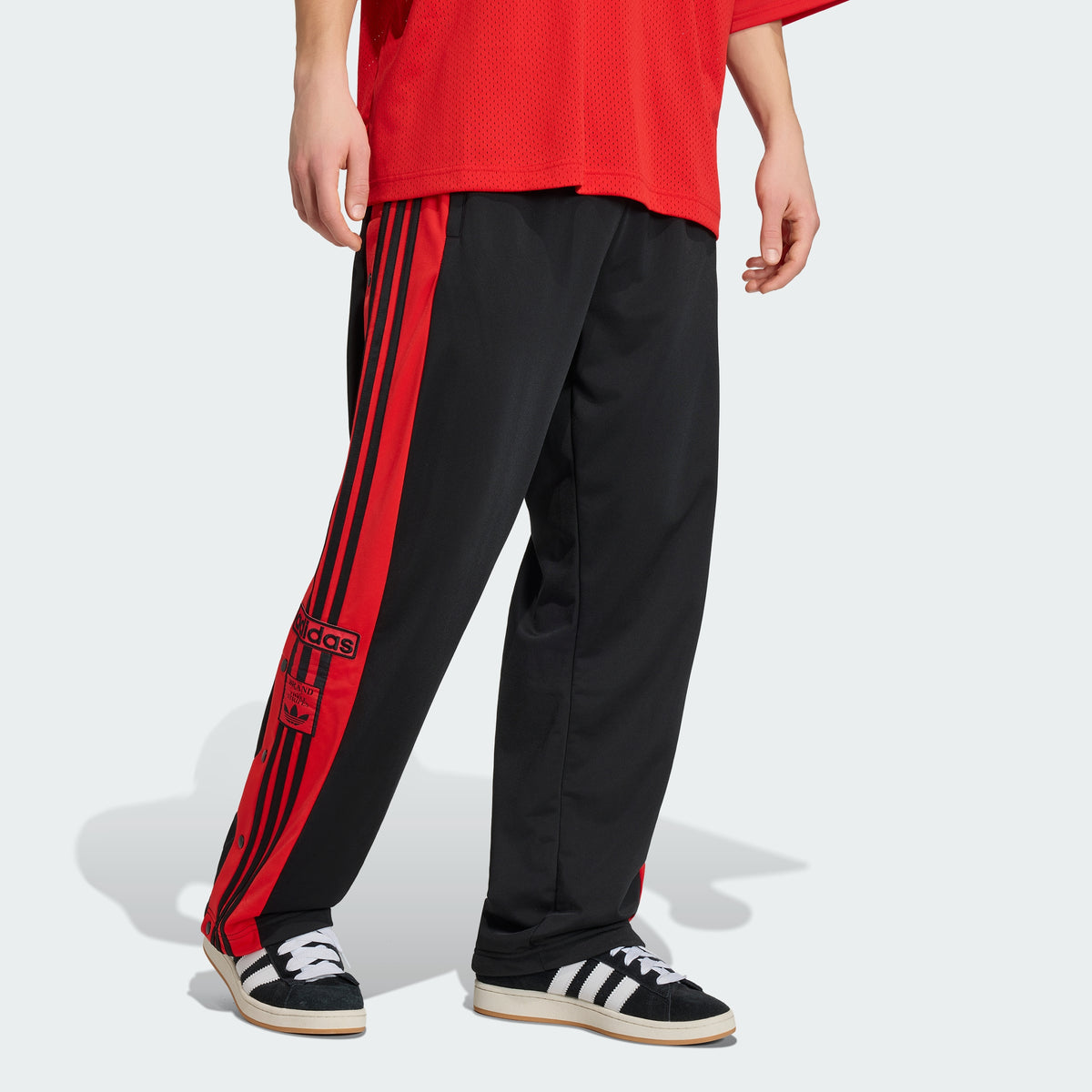 Black / Vivid Red-