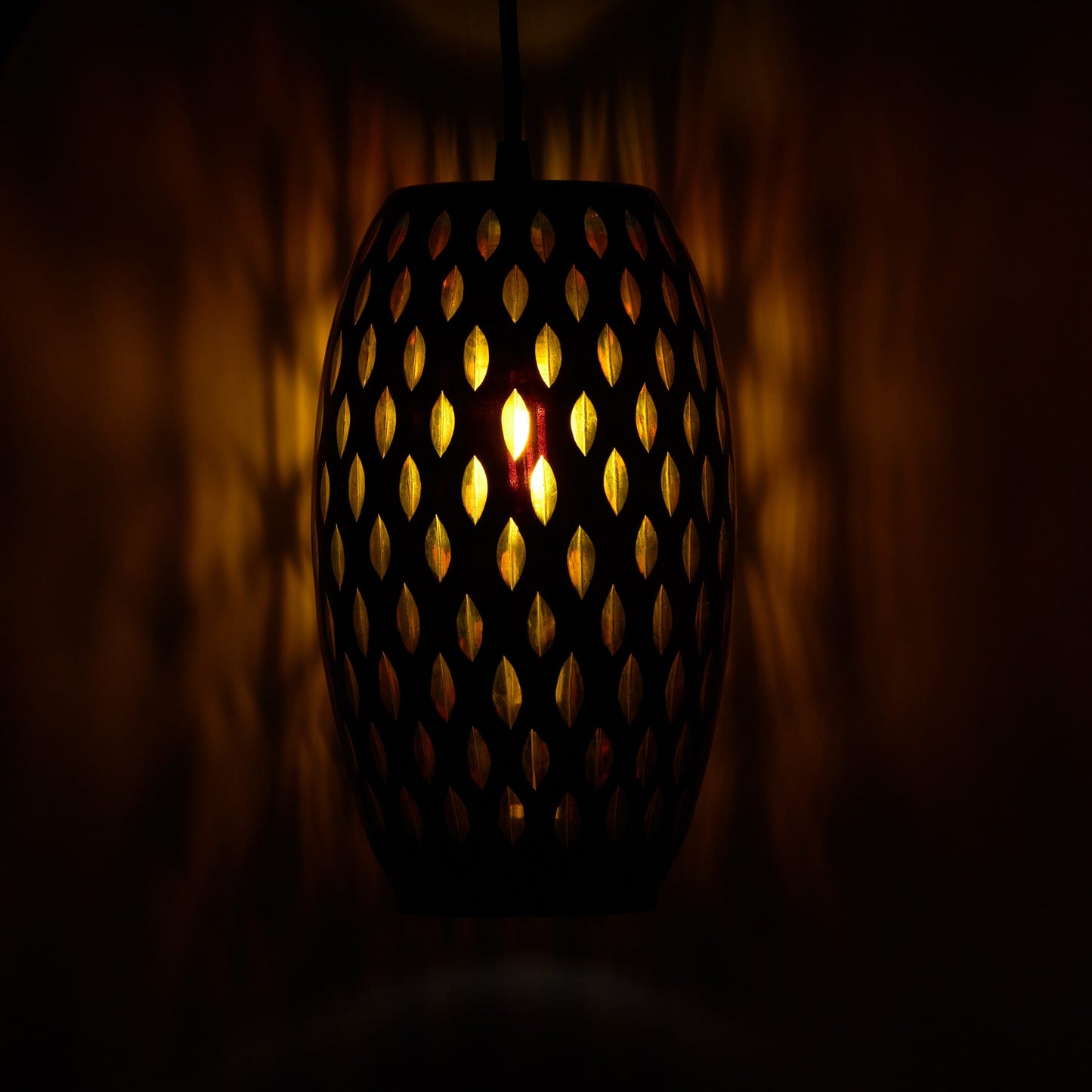 Black/Amber-