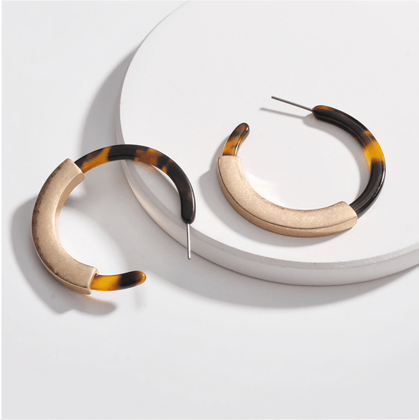 Brown / Gold-