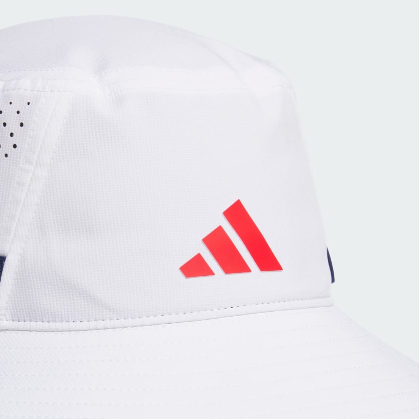 White / Dark Blue / Scarlet-