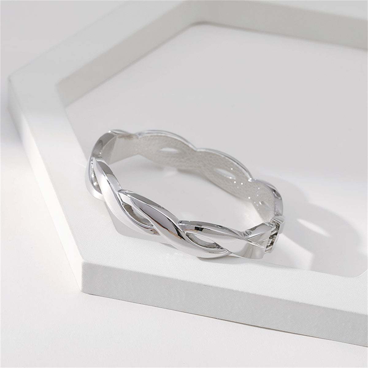 Metallic-