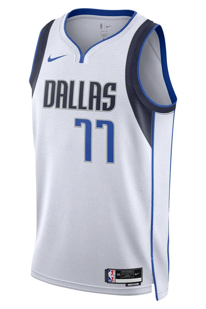 Nike Men's NBA Mavericks 'Doncic 77' 22/23 Association Edition Swingman Jersey