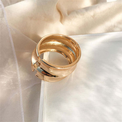 Metallic-