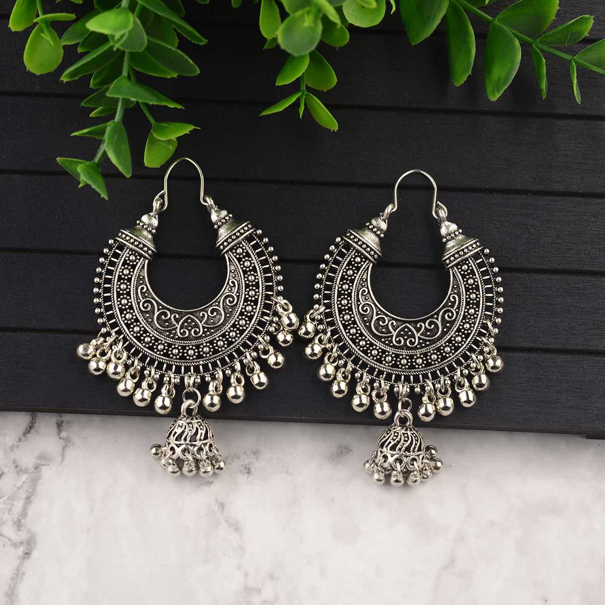 Metallic-