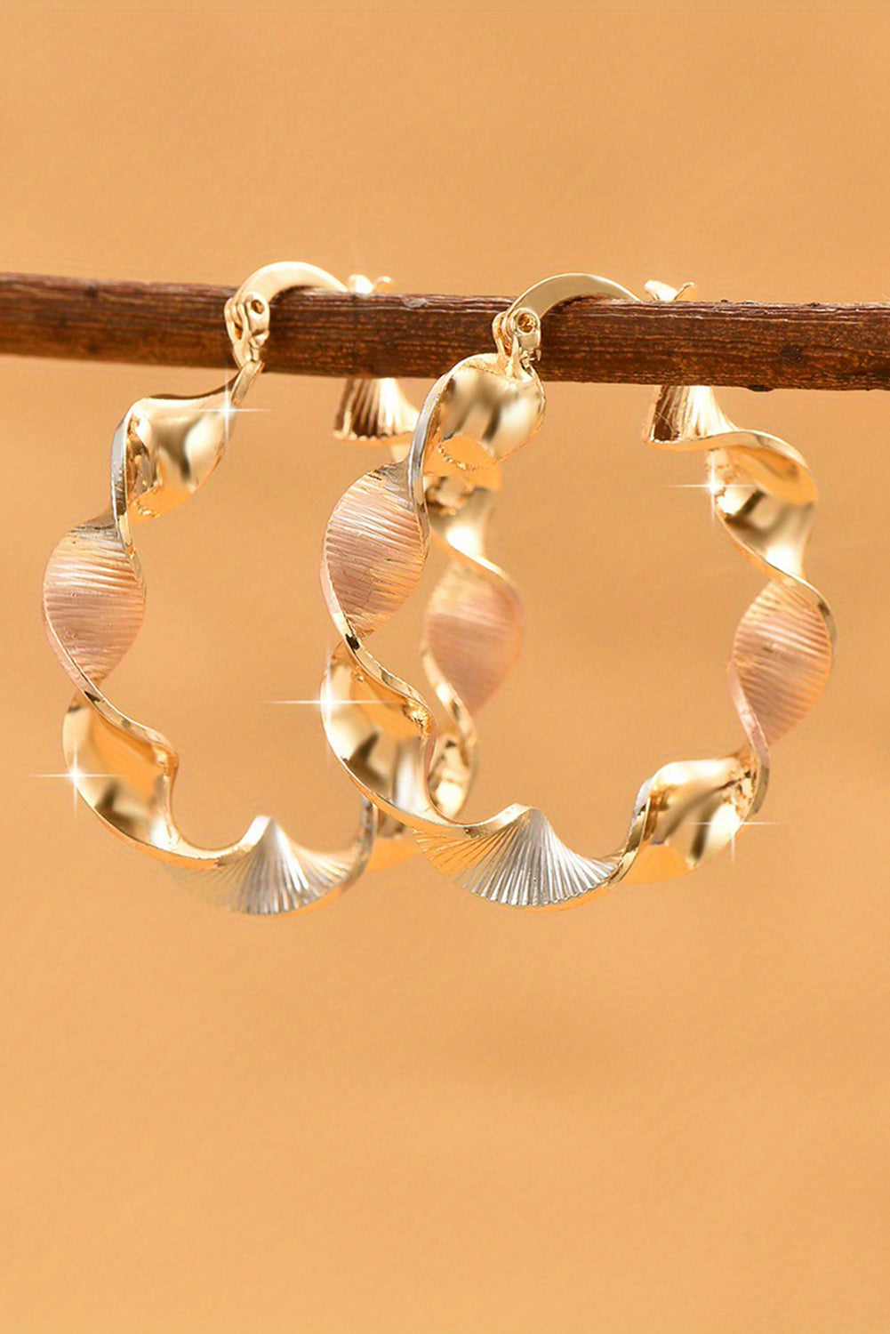 Threaded Pear Julieta Plated alloy Hoop Earrings