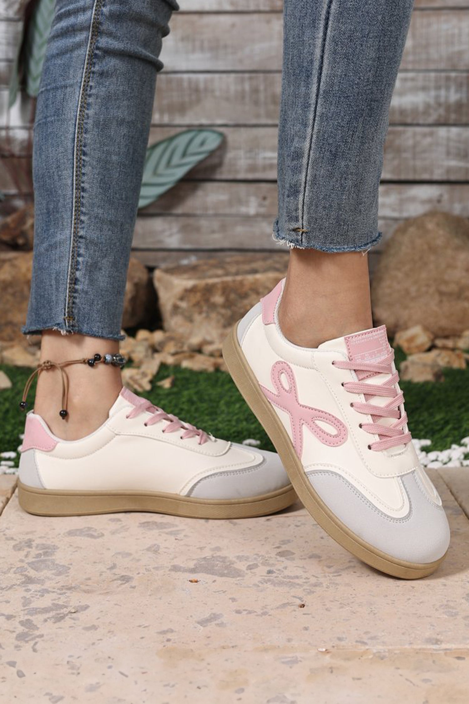 Pink-