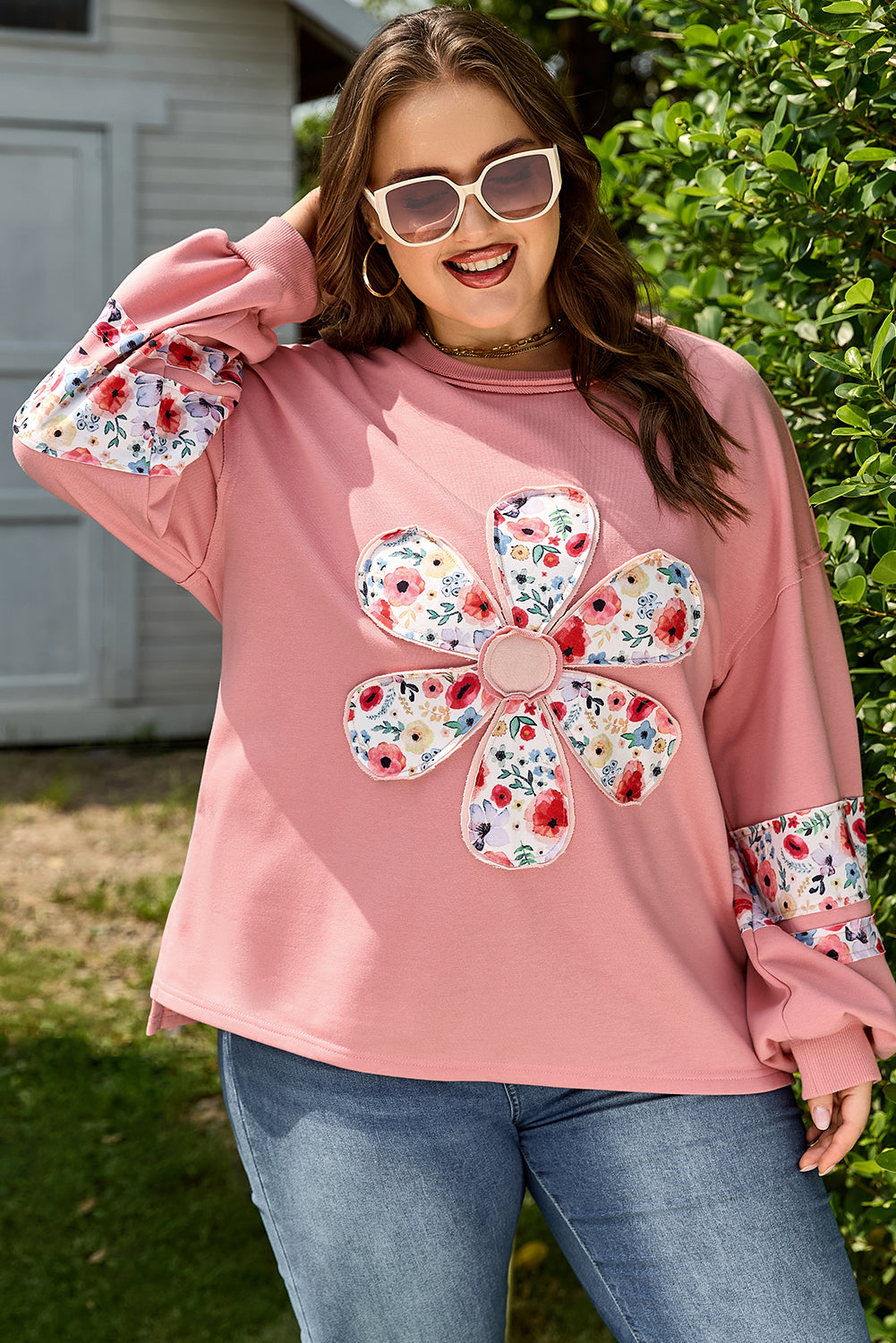 Threaded Pear Elizabeth applique Drop Shoulder Sweatshirt