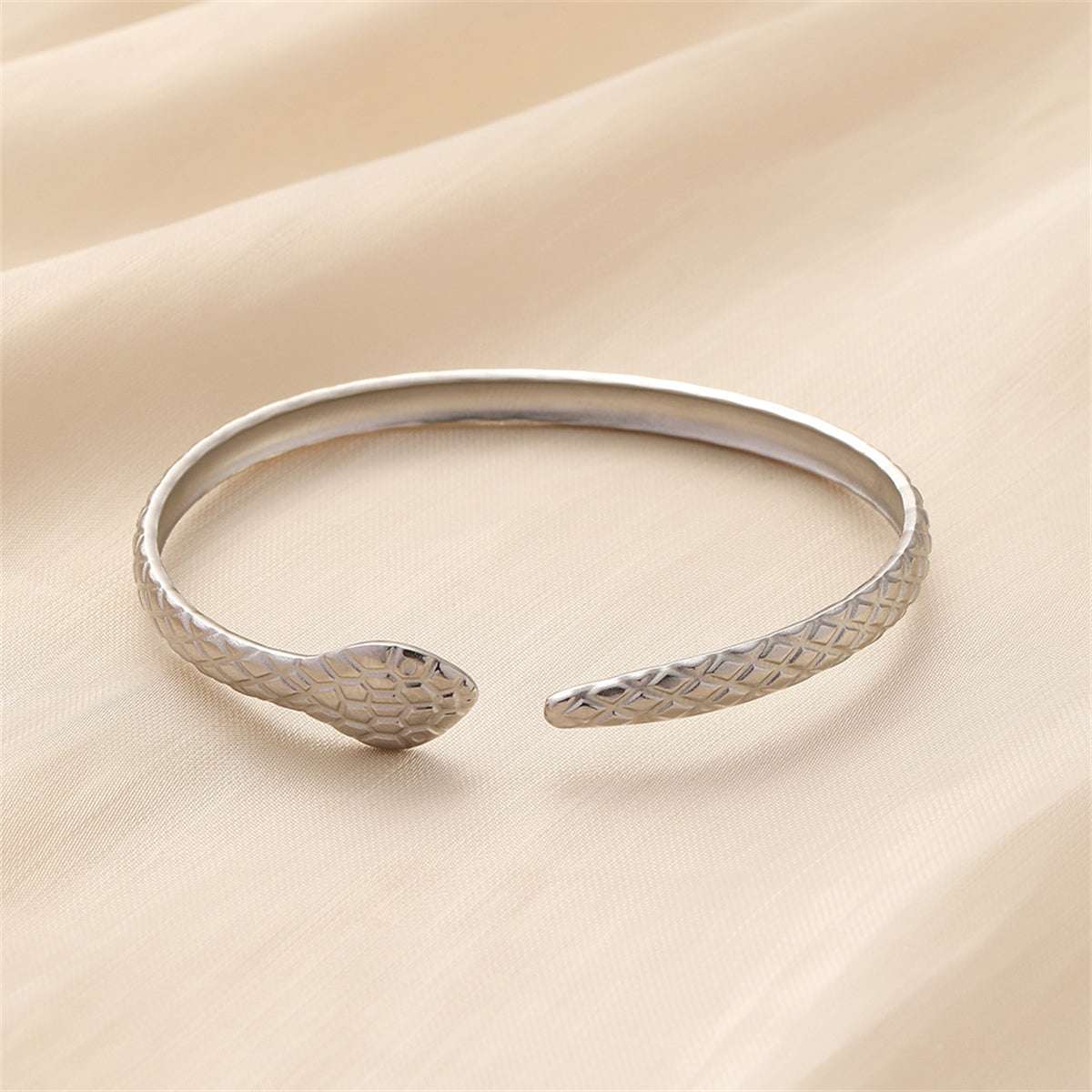 Metallic-