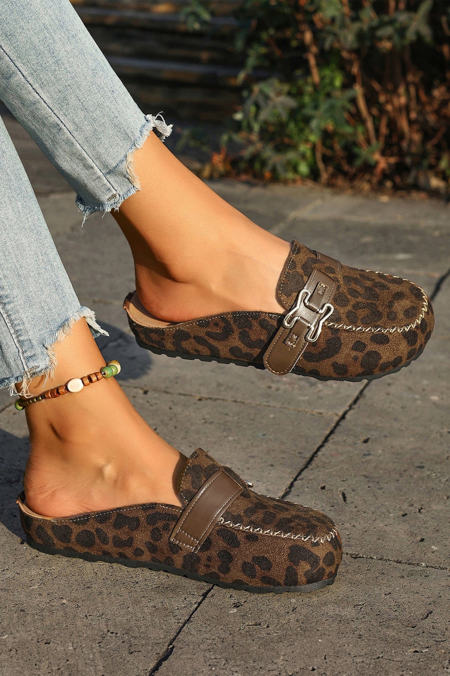 Threaded Pear Lea Leather Strap Mule Slippers
