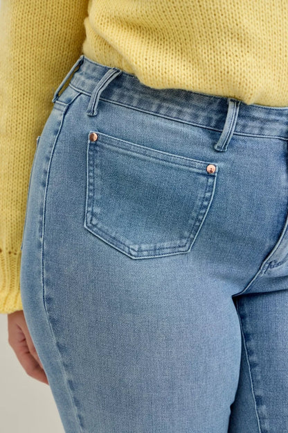 Judy Blue Full Size Mid Rise Bootcut Jeans with Contrast Wash & Front Patch Pockets Plus Size
