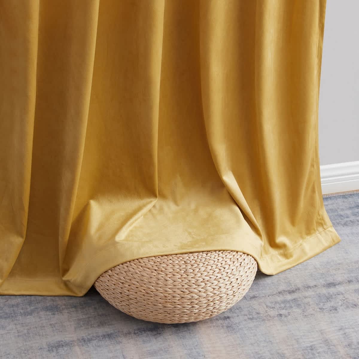 Gold-