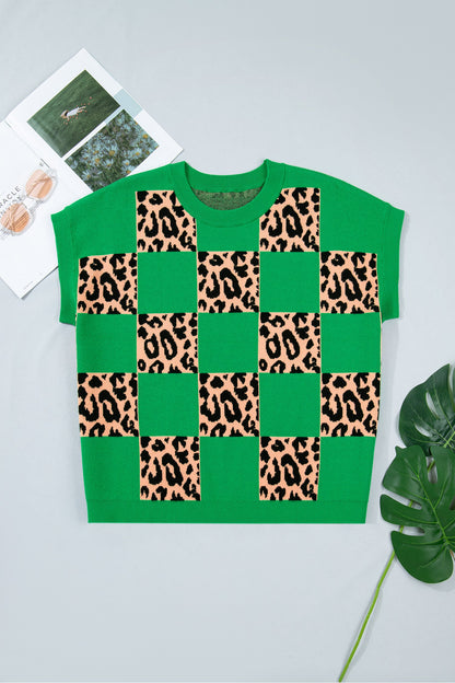 Threaded Pear Cattleya Checkered Short Sleeve Plus Sweater
