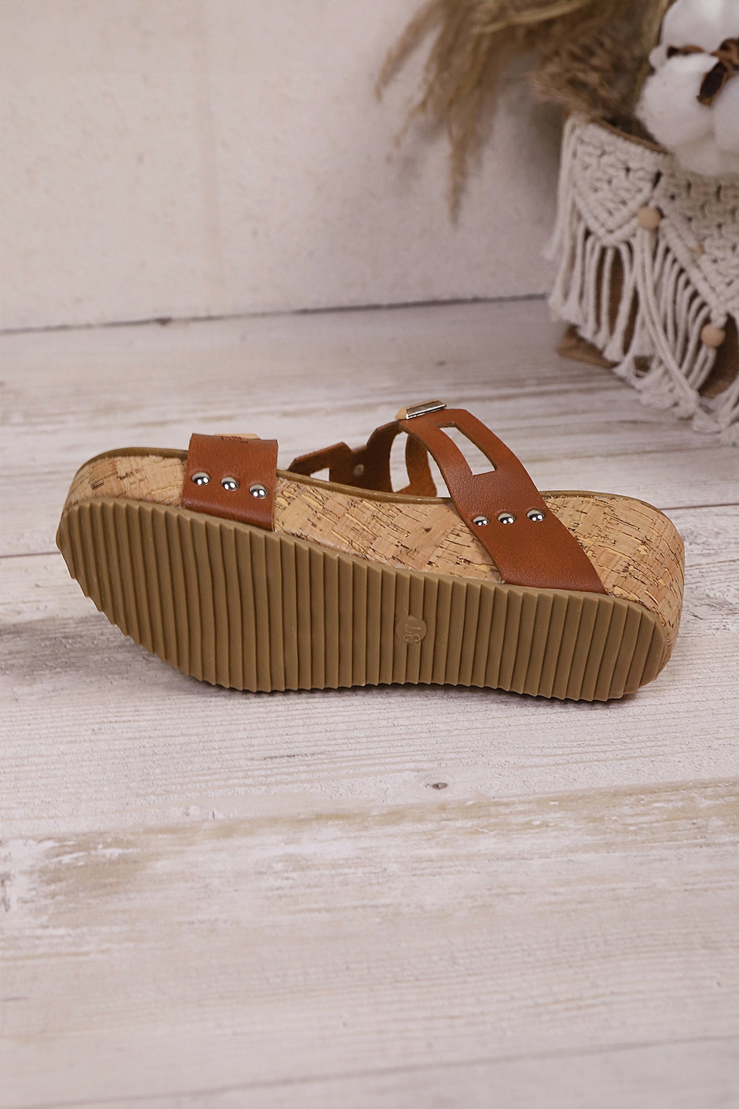 Threaded Pear Sara Leather Wedge Platform Sandals