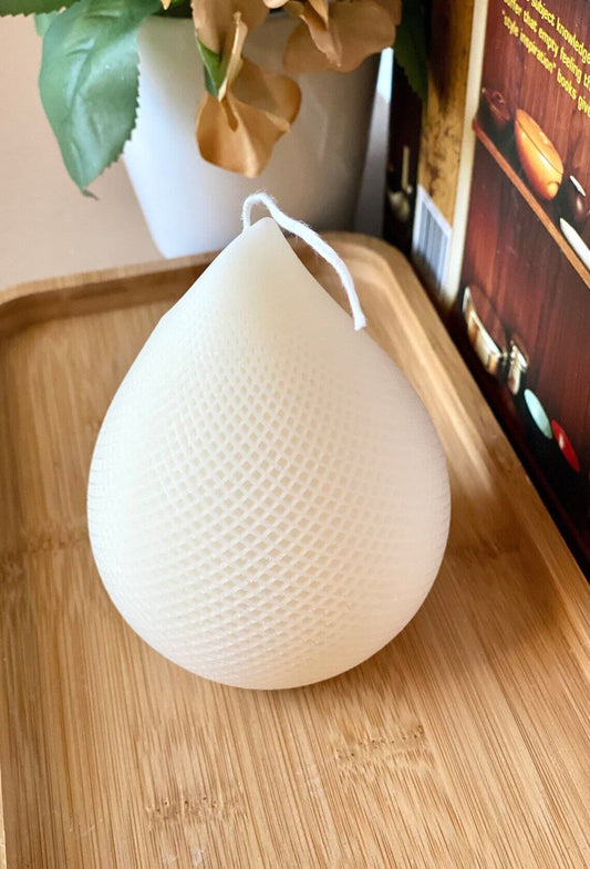Elegant Teardrop Handmade Candle – Sophisticated Home Decor