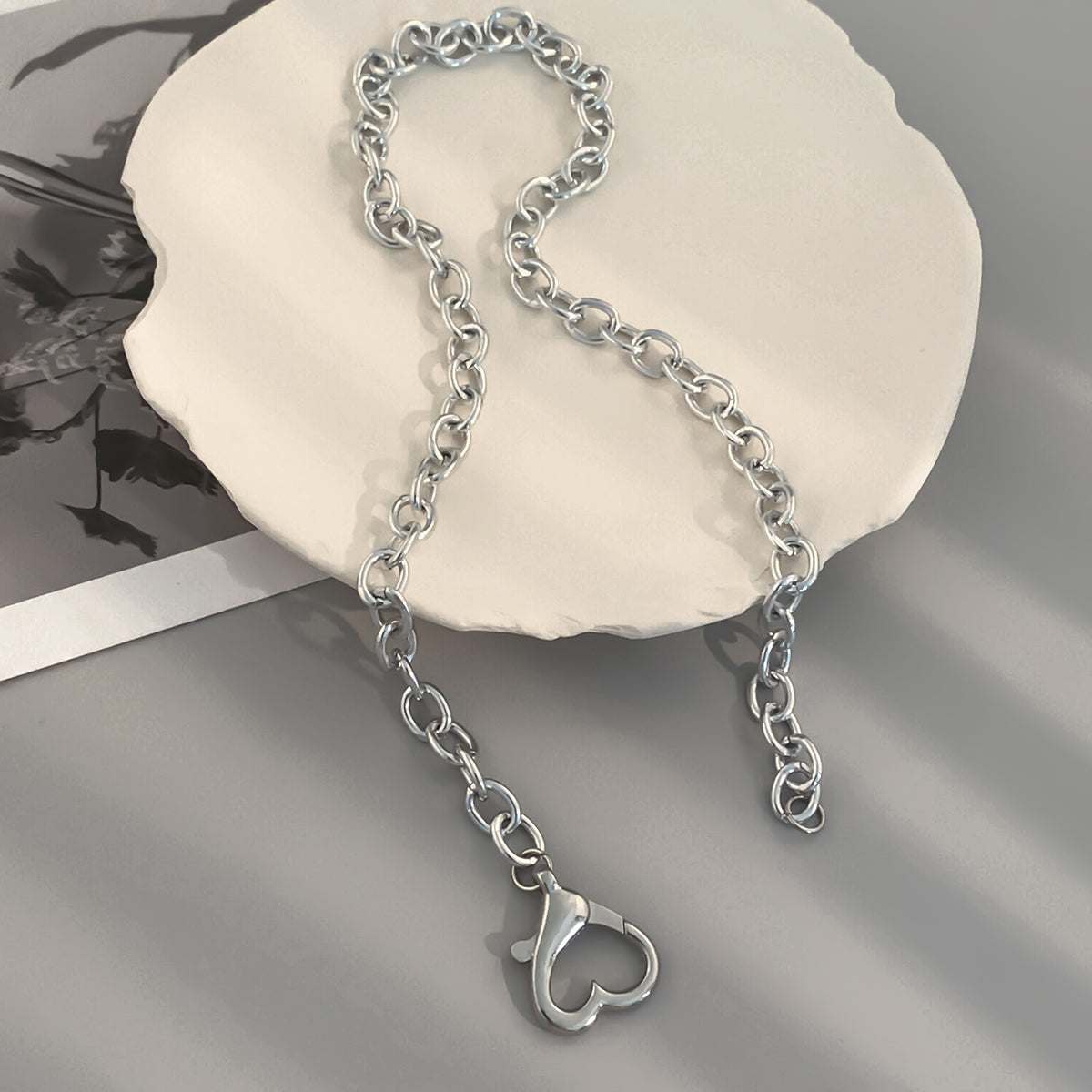 Metallic-