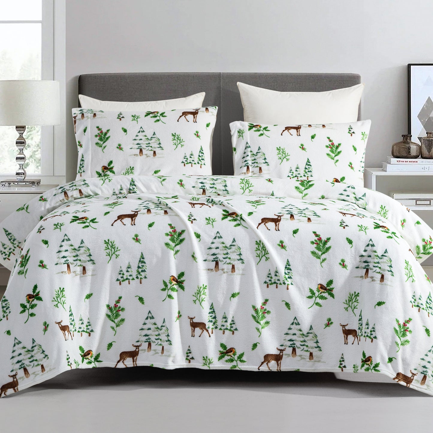 Elegant Comfort 4-Piece Holiday Christmas Velvet Plush Flannel Sheet Set