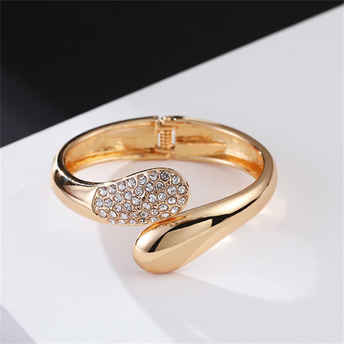 Metallic-