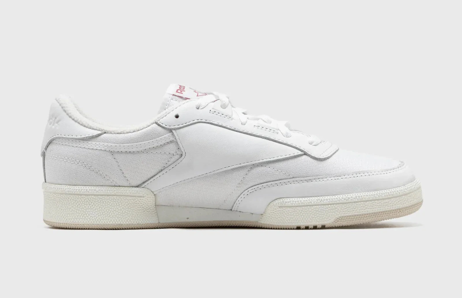 Ftwwht/Chalk/Stucco-