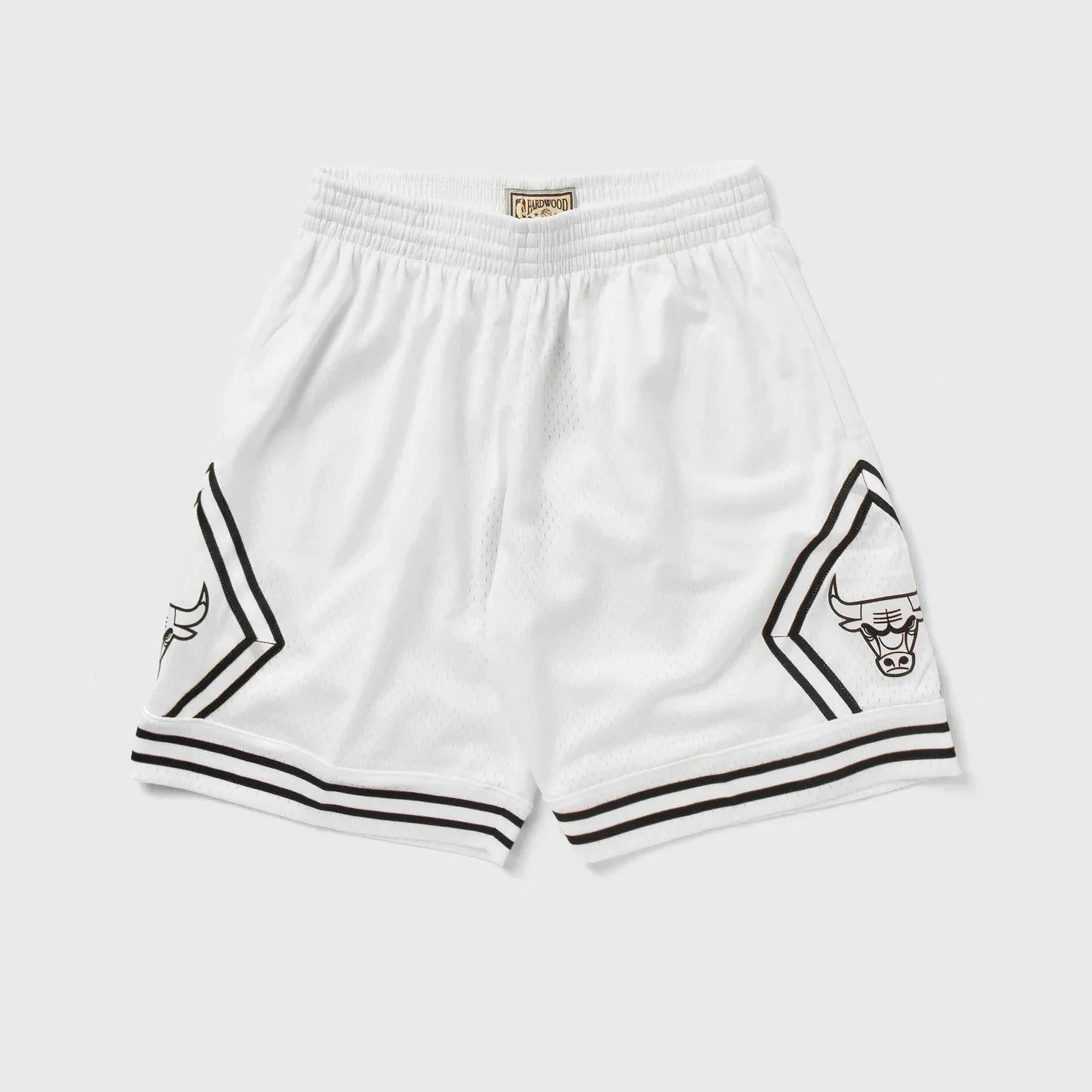 Men's Mitchell & Ness White Black Swingman Shorts Bulls 97