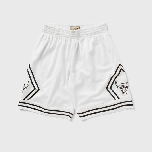 Mitchell & Ness Men's White Black Swingman Shorts Bulls 97 Shorts