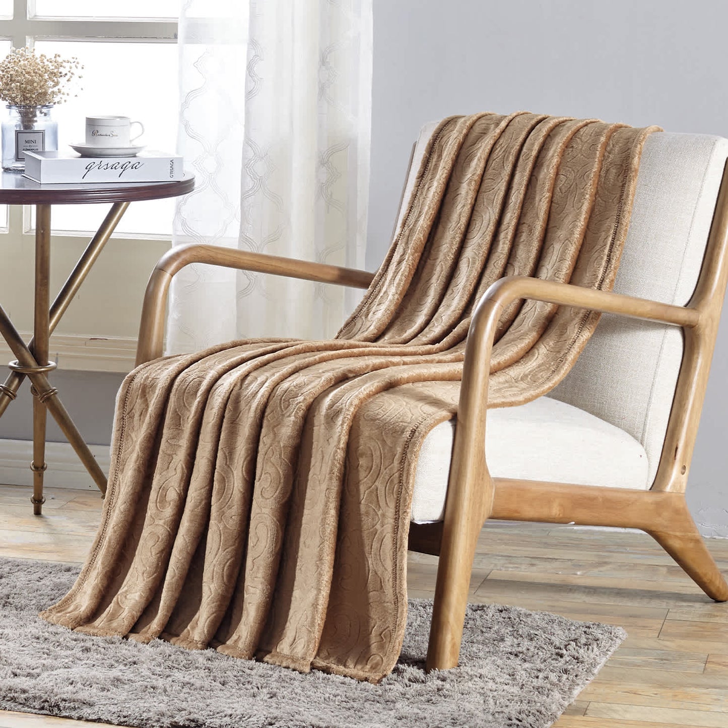 Taupe-