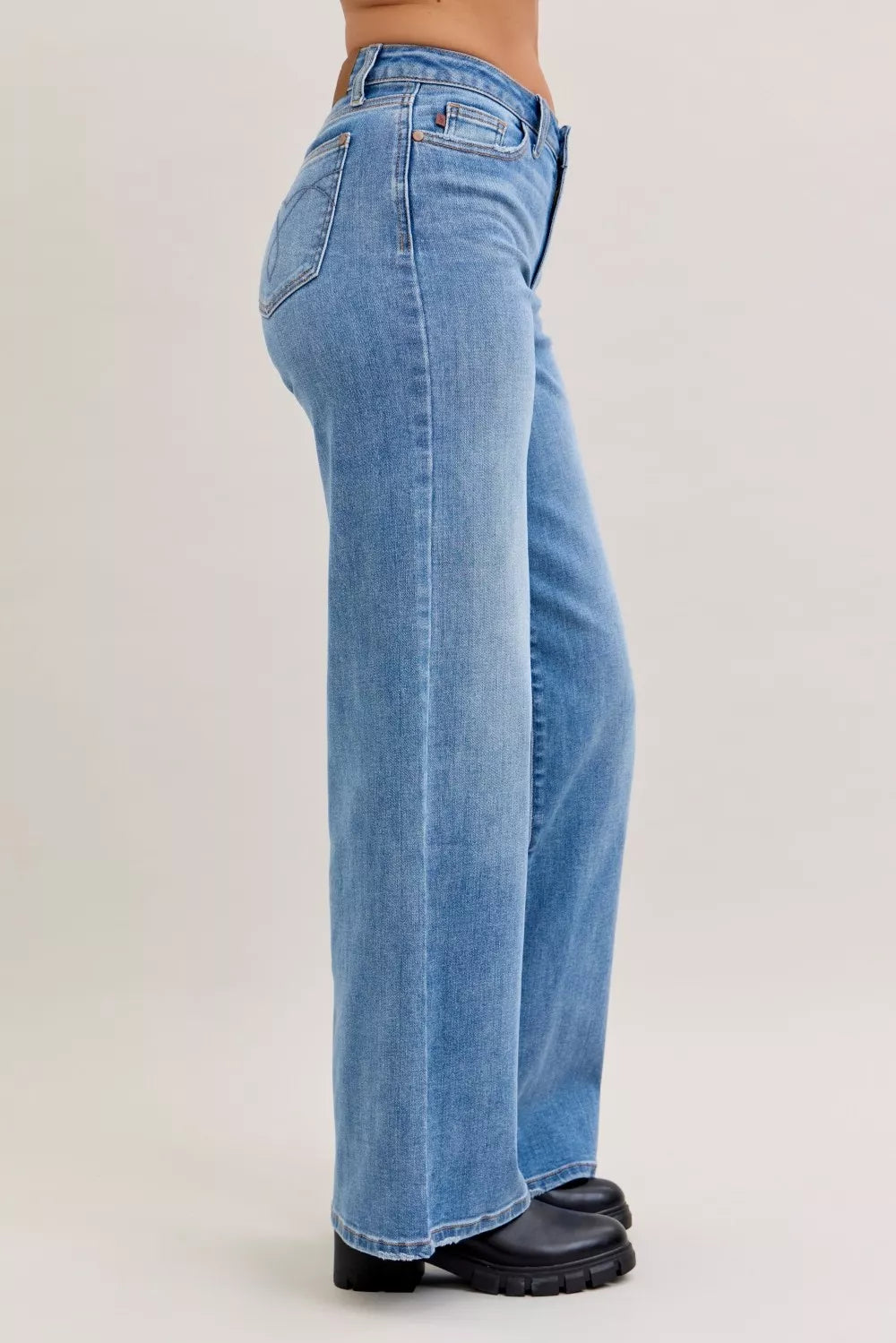 Judy Blue Mid Rise Retro Wide Leg Jeans