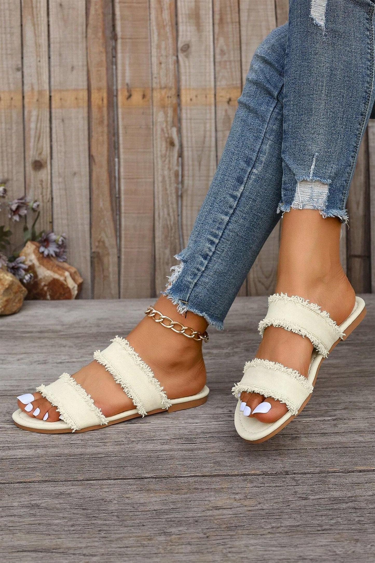 Threaded Pear Alaiya Double Band Flat Slippers