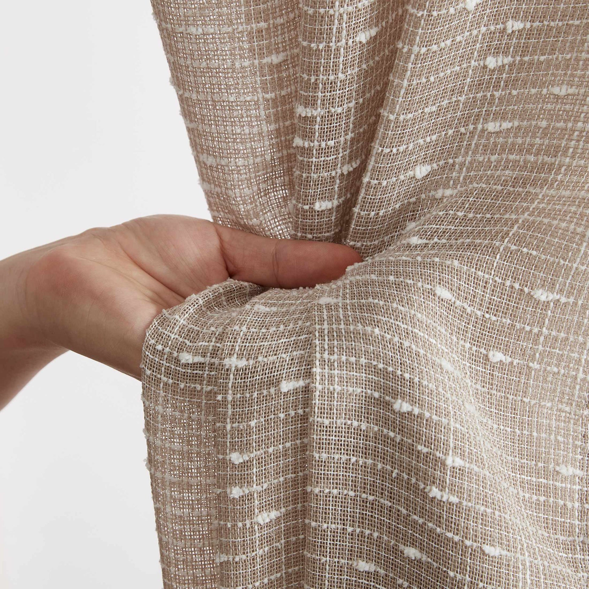 Taupe-