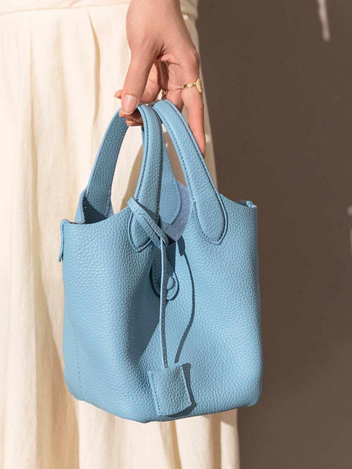 Blue-