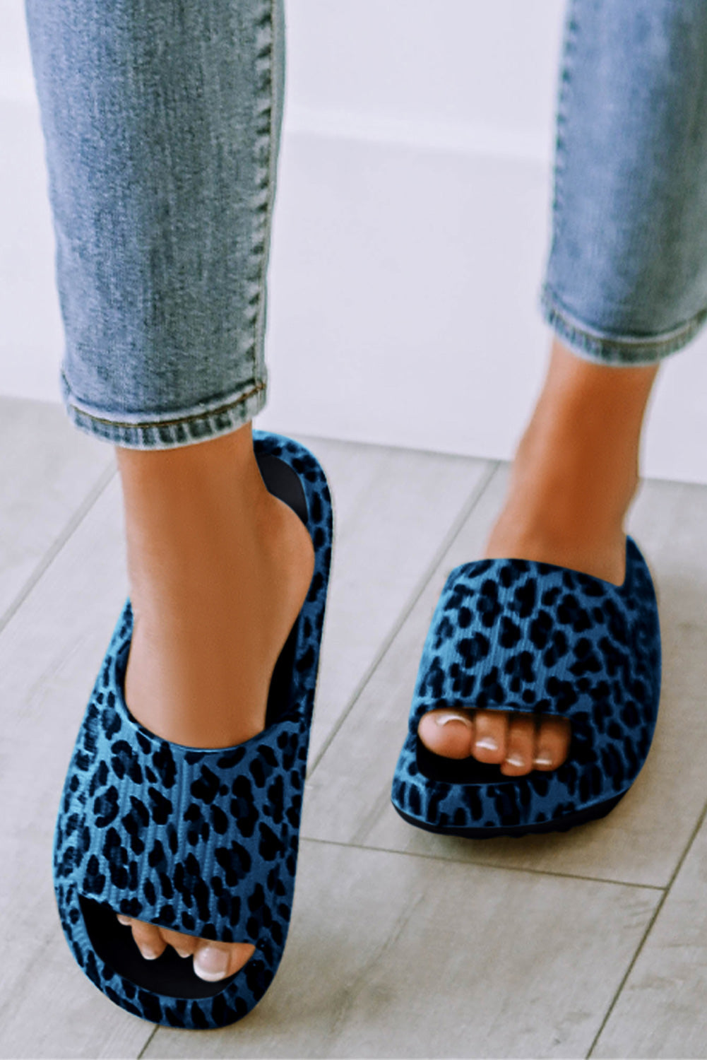 Threaded Pear Bellamy Sole Slip On Slippers