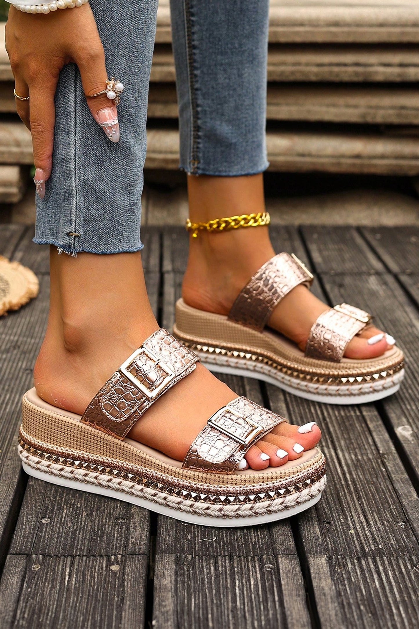 Threaded Pear Cattleya Buckle Wedge Platform Slippers