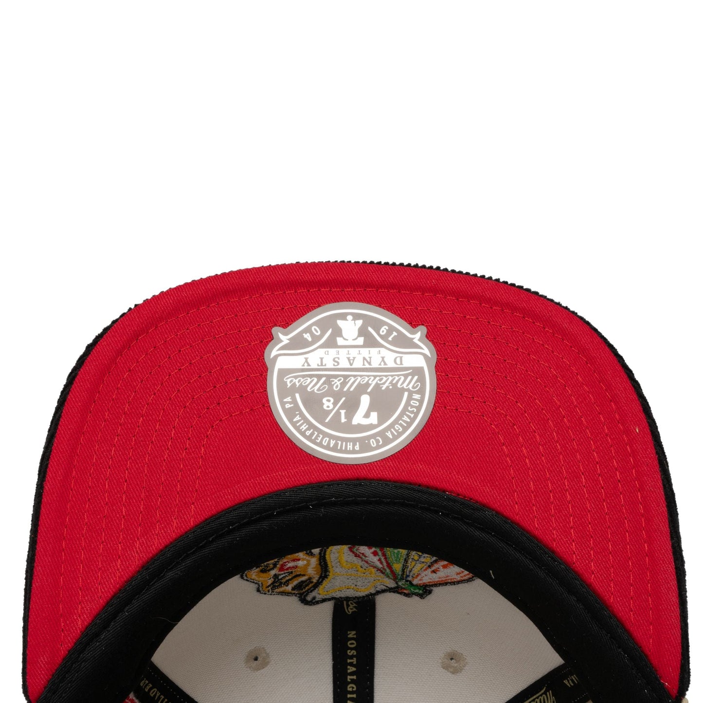 Mitchell & Ness Men's NHL 2 Tone Team Cord Fitted Blackhawks Fitted Caps