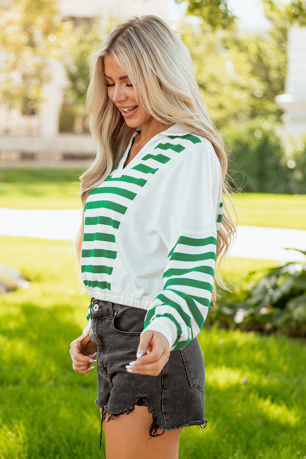 Threaded Pear Janelle Collared Cropped Knit Pullover
