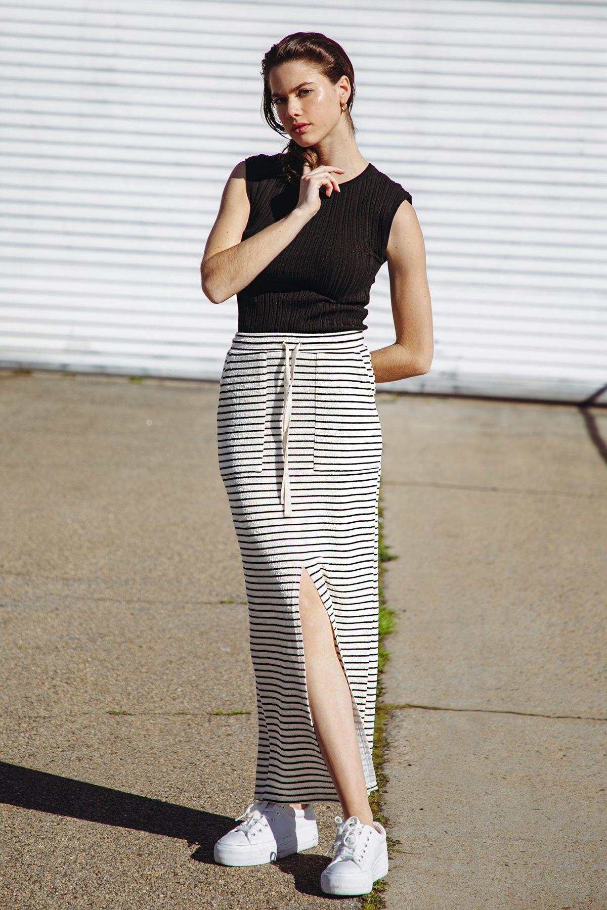 Pretty on Point Knit Skirt