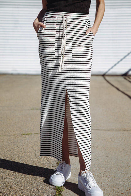 Pretty on Point Knit Skirt