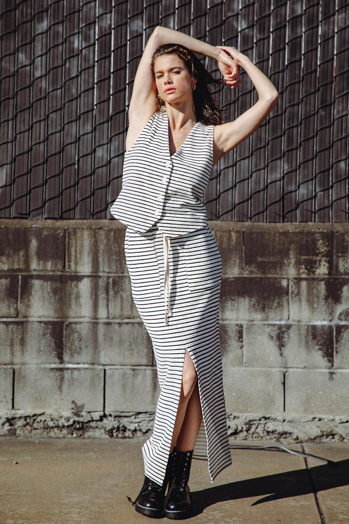 Pretty on Point Knit Skirt