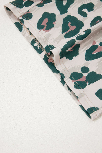 Threaded Pear Arleth Print Contrast Trim Top