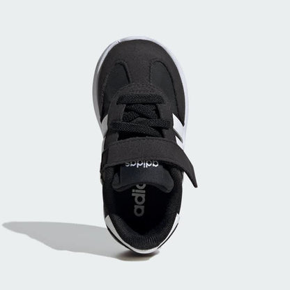 Core Black / Cloud White / Core Black-