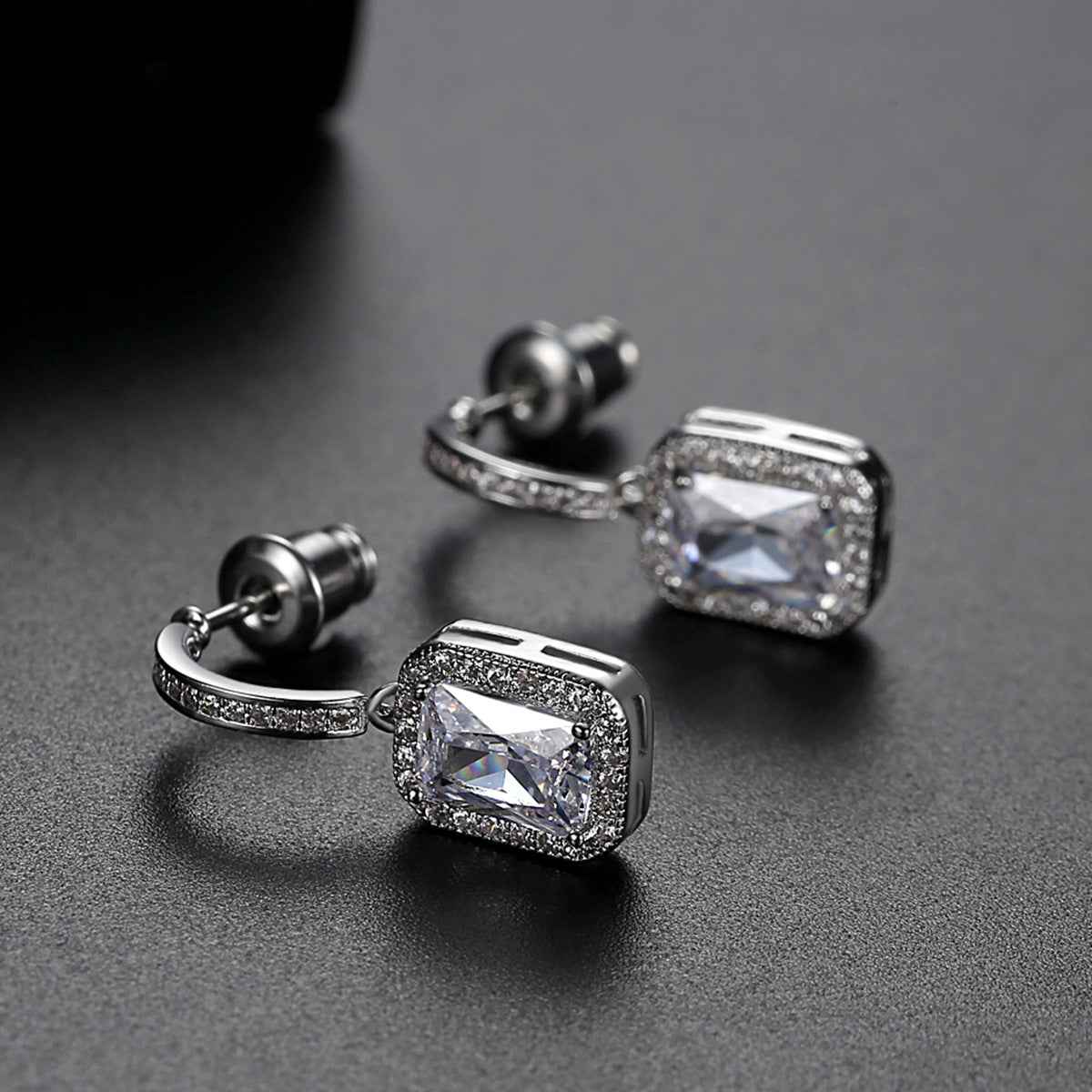 Metallic-