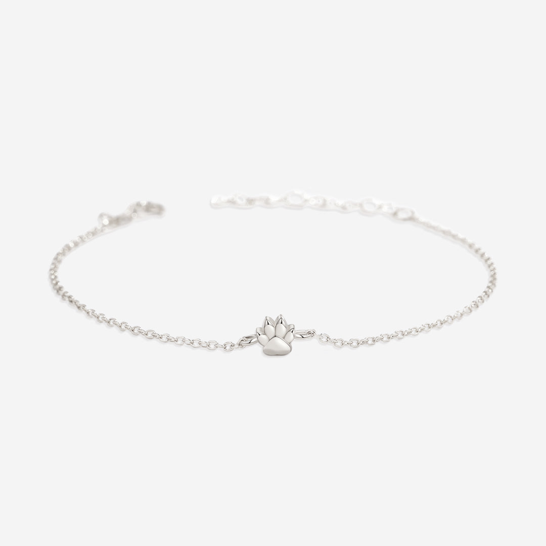 Mint & Lily Tiny Pawprint Bracelet