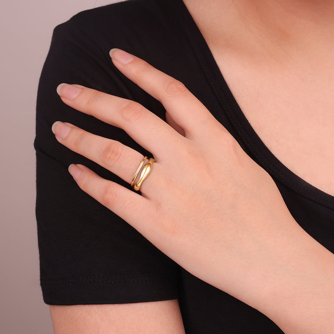 Mint & Lily Mind The Gap Ring