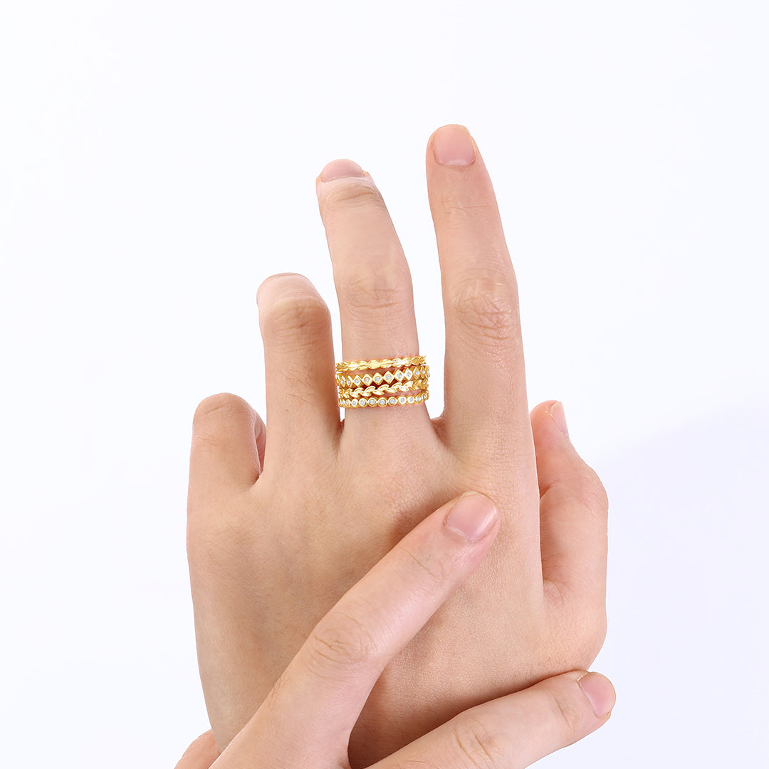 Mint & Lily Dainty Gold Mini Ring Set