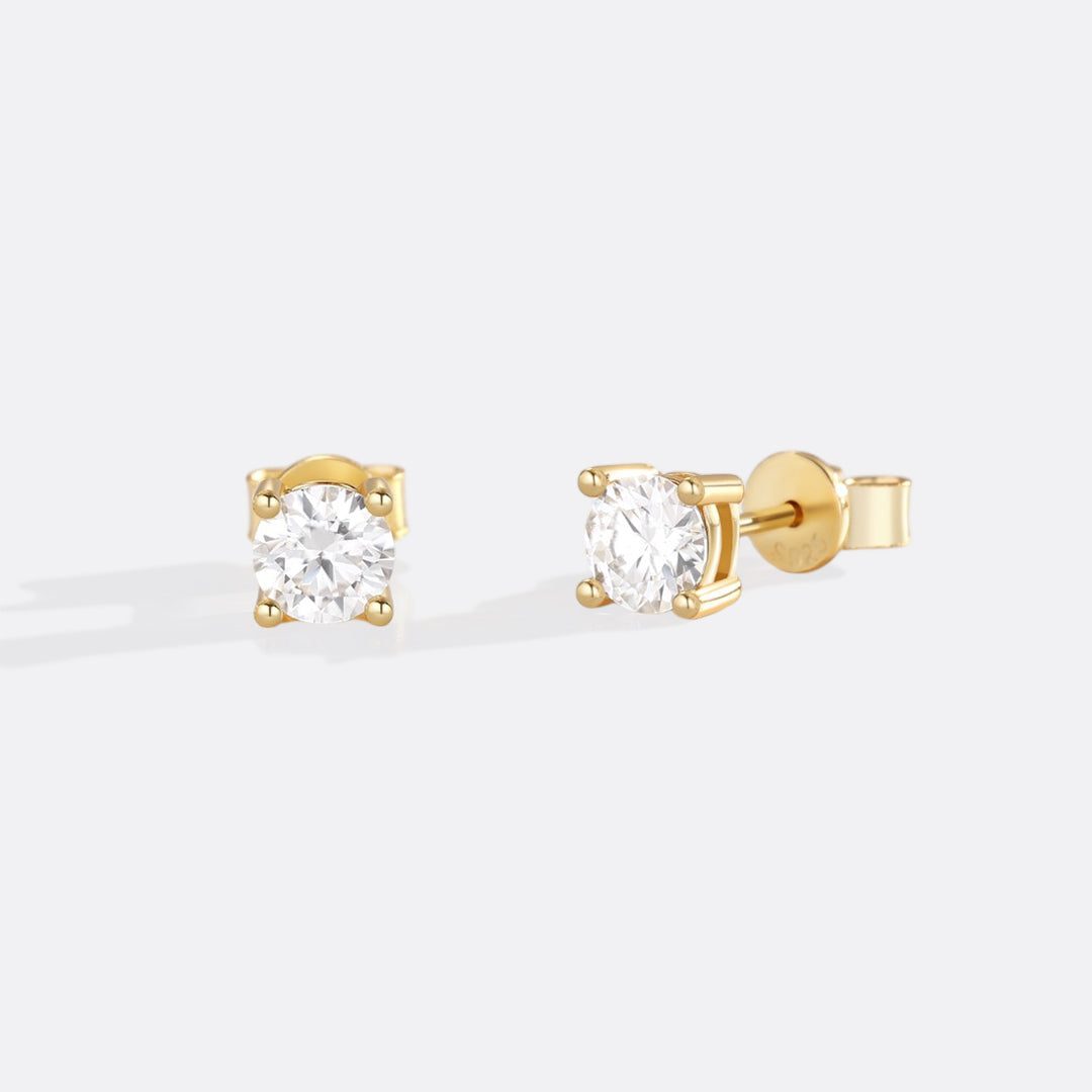 Mint & Lily Classic Diamond Stud Earrings