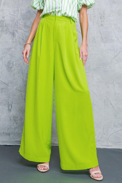 Upscale Aura Woven Pants