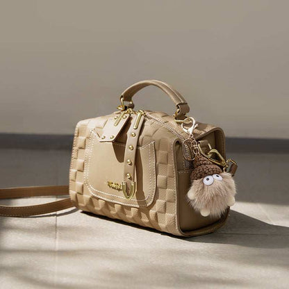 Khaki-