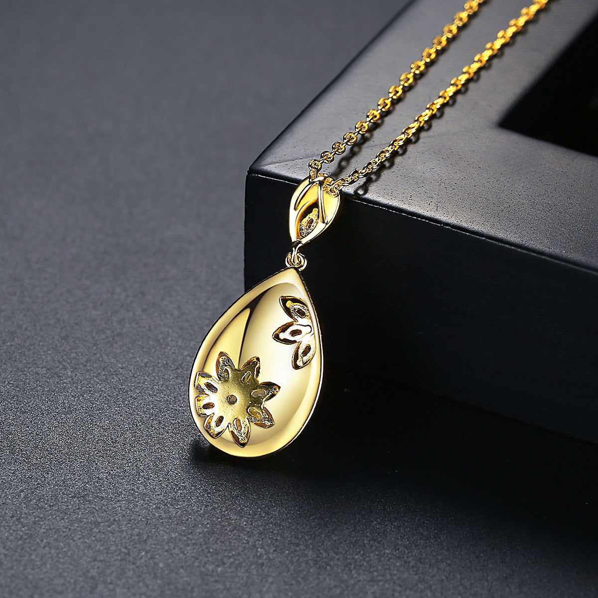 Metallic-