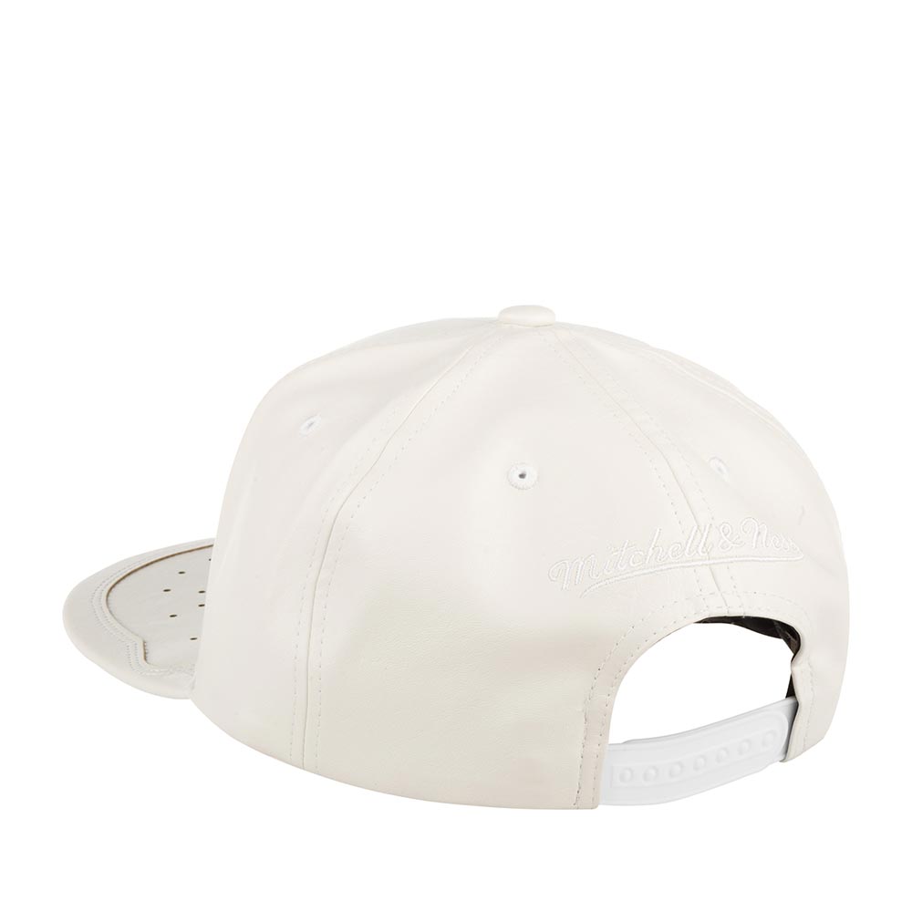 Mitchell & Ness Men's NBA Day One Snapback Bulls Snapback Caps